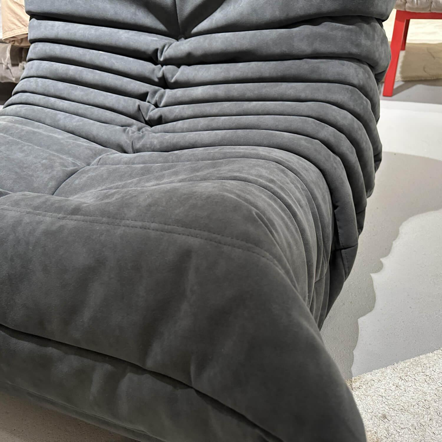 Ligne Roset - Sessel Togo Stoff S Alcantara Anthrazit - 2