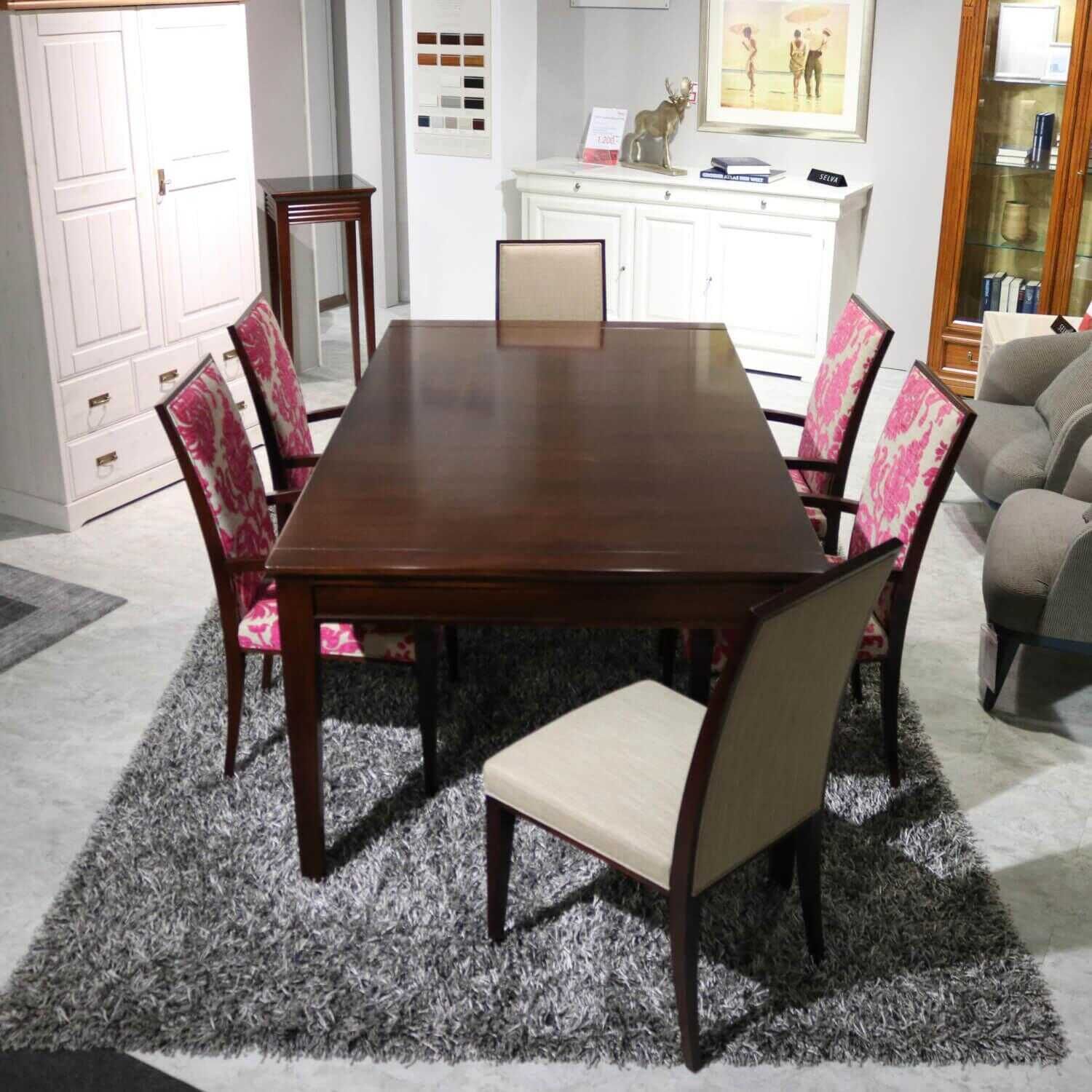 Essgruppe Tisch mit 6 Stühlen