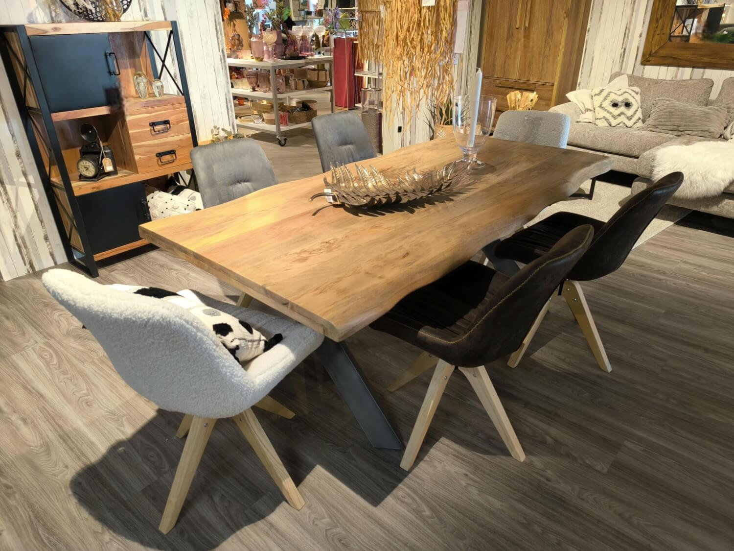 Ludwig Gutmann - Essgrupe Normandy Iggy Tisch Mango Natur Gebeizt Füße Metall Sessel Vintage Leder Und Stoff Füße Eiche - 8