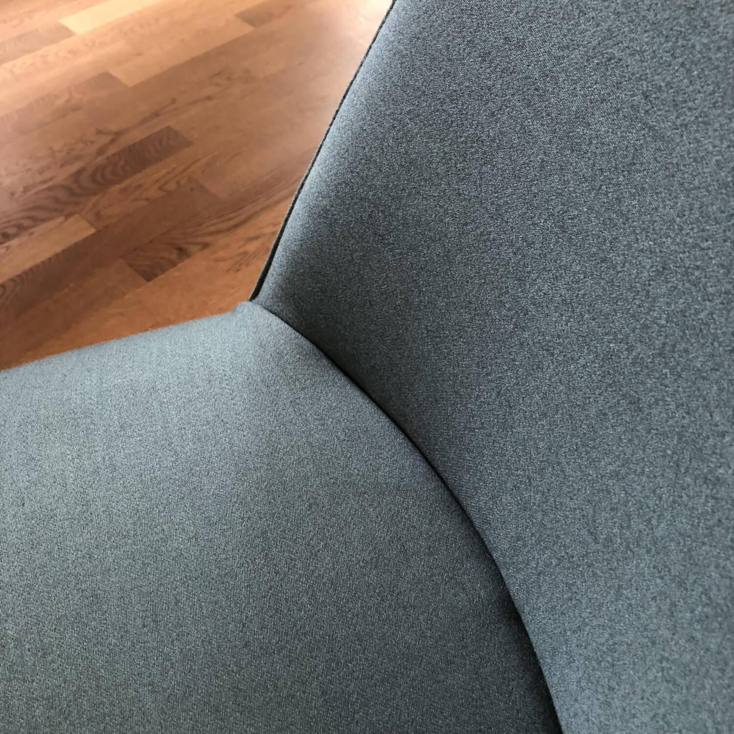 Vitra - Stuhl Softshell Side Chair Stoff Aura Stahlblau - 4