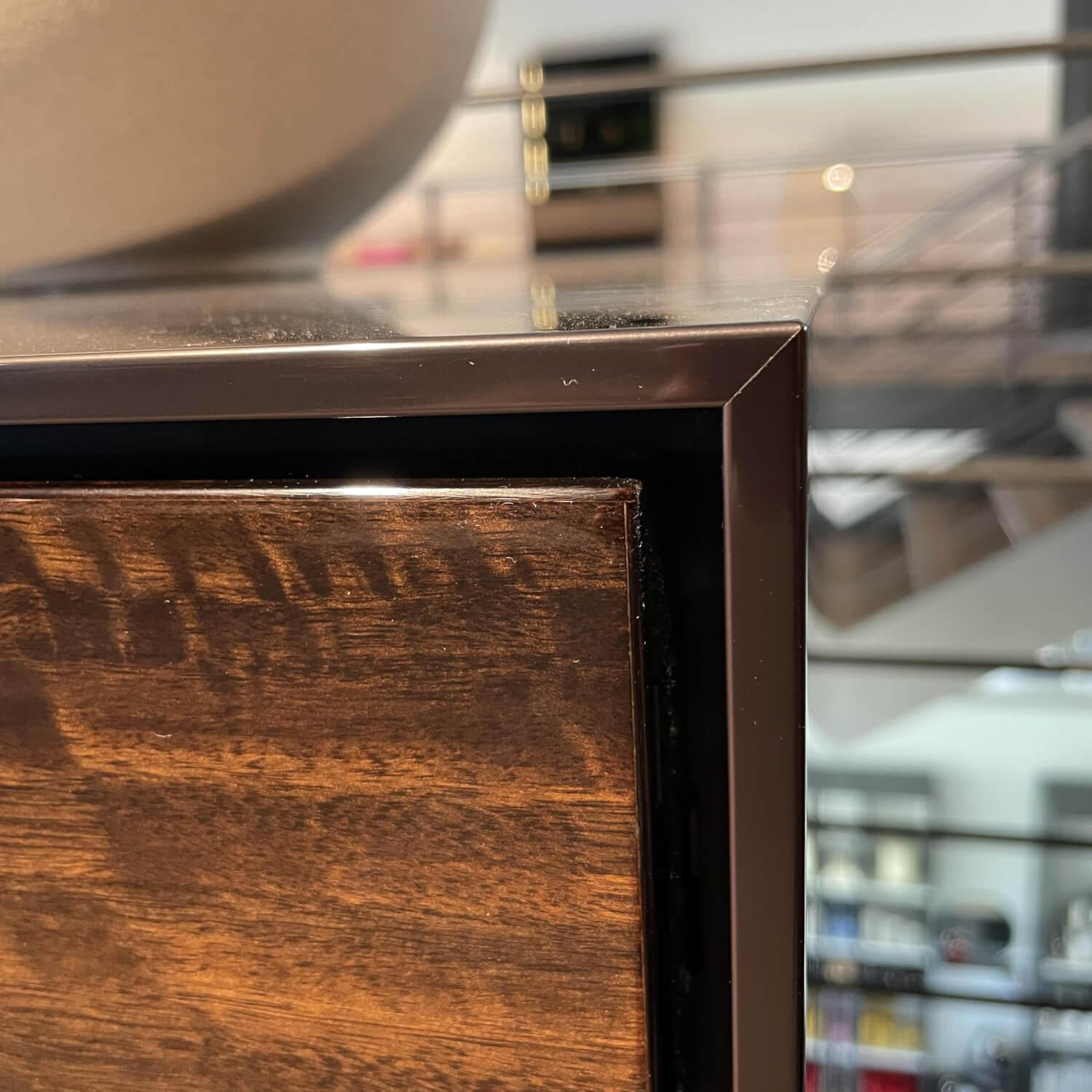B&B Italia - Sideboard Eucalipto Front Eukalyptus Glänzend Acrylharzbezug Schwarz - 4
