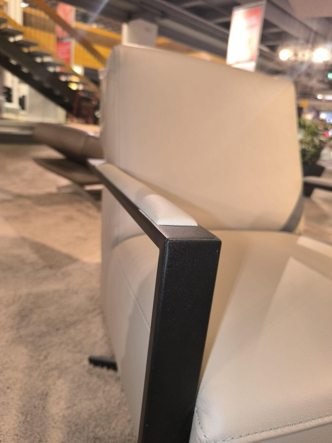 Koinor - Sessel Jadon Leder B Bull Nebbia Grau Armteil Und Drehkreuz Schwarz Matt - 6