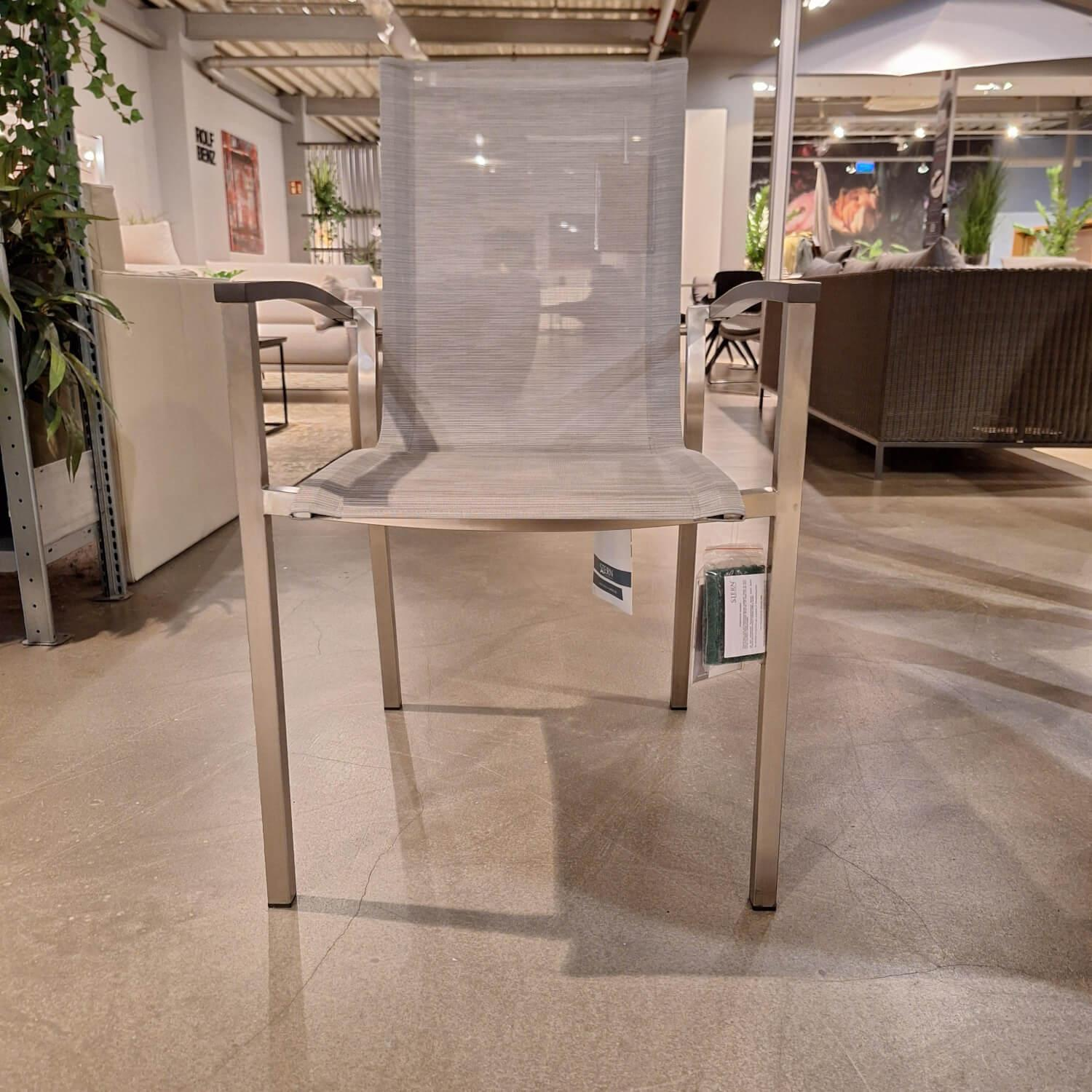 Stern - Set of 8 stacking armchairs Evoee Cover textile silver Frame stainless steel Armrests aluminum anthracite - 6