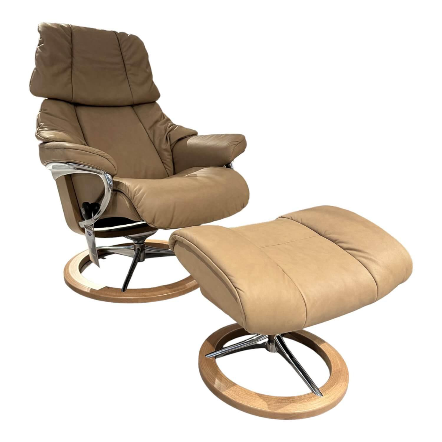 Stressless - Sessel Reno S Bezug Leder Paloma Sand Beige Gestell Aluminium Fuß Holzfarbe 04 Eiche Inklusive Hocker - 1