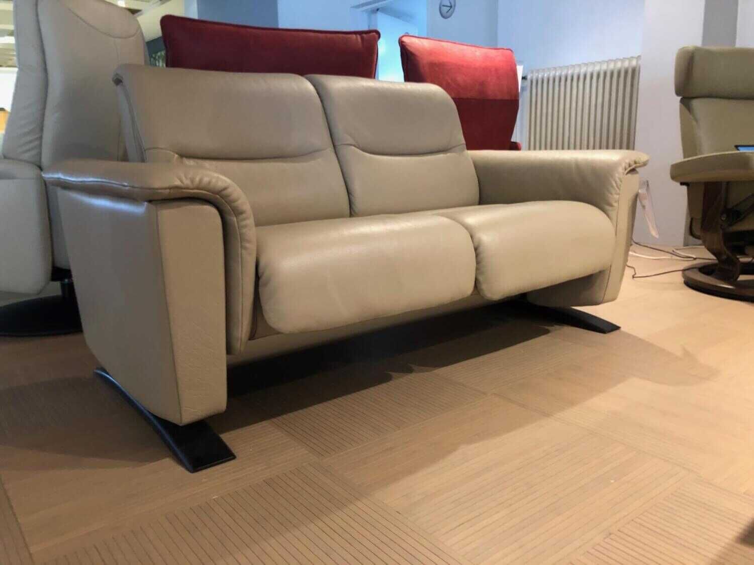 Sofa Panorama Zweisitzer Leder Beige