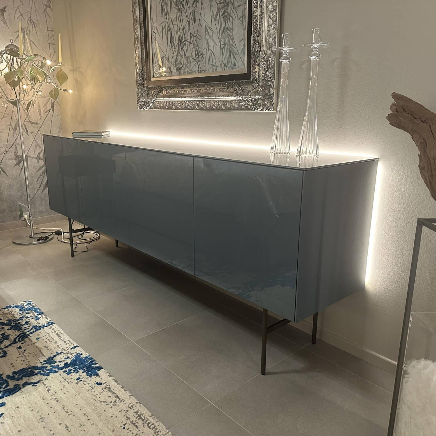 Kettnaker - Sideboard Soma Lack Stahlblau Blau Hochglanz Gestell Dunkel Bronze Braun Inklusive Beleuchtung - 7