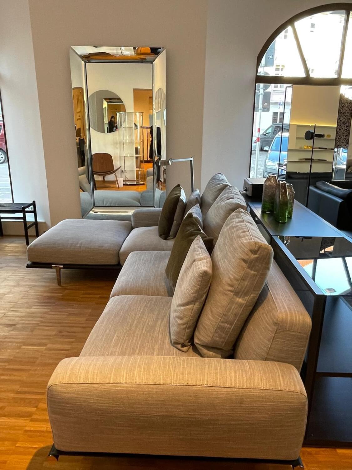 Poltrona Frau - Ecksofa Let It Be Stoff Gange AA2 Grau Gestell Leder SC 20 Inchiostro Schwarz Füße Metall - 7