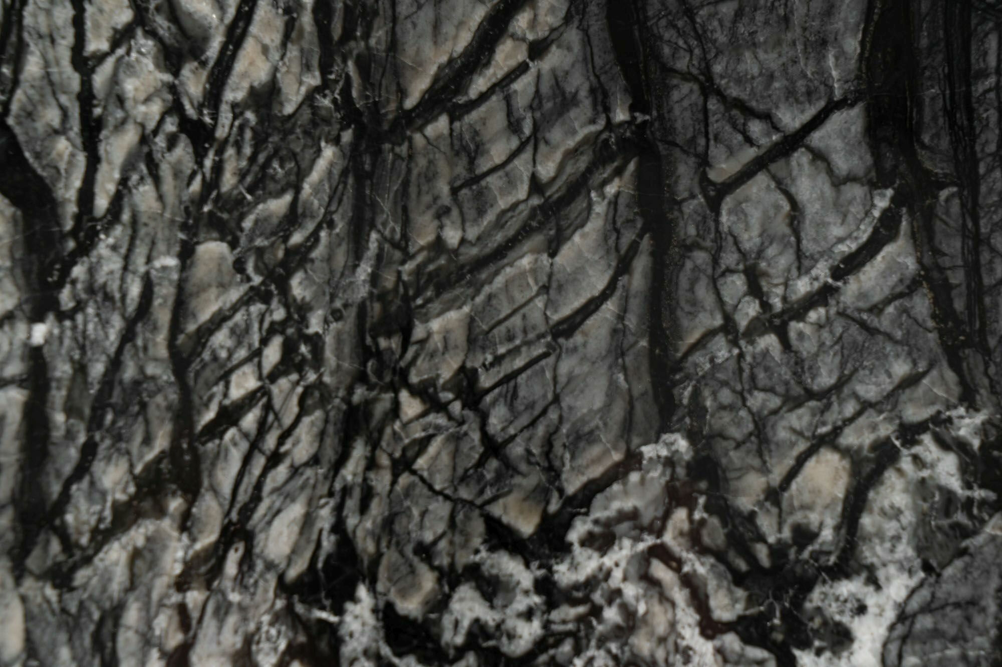 meridiani-beistelltisch-adrian-50r-platte-marmor-kenya-mr2-gestell-schwarz-matt-lackiert-mf-0006188-2