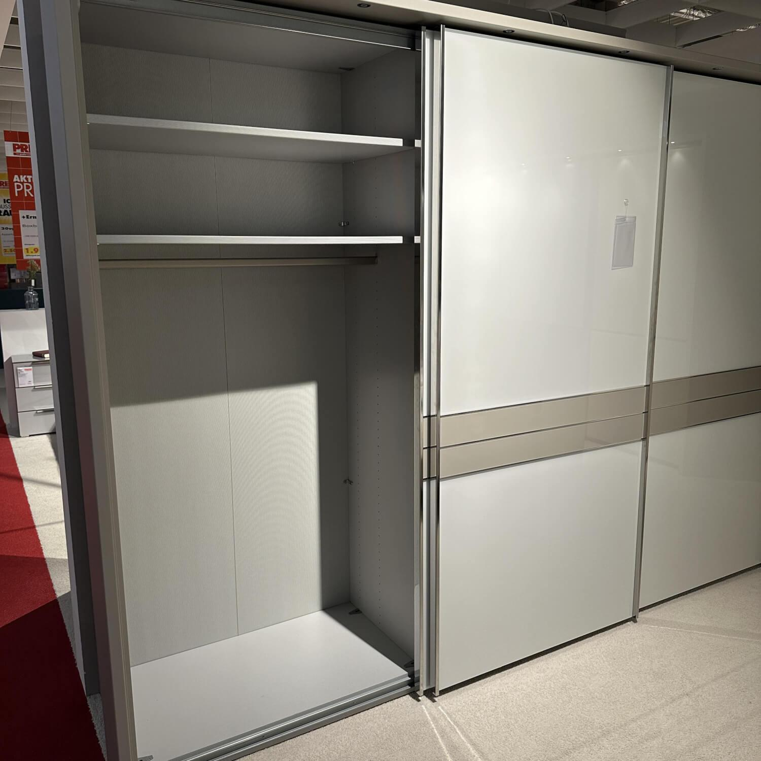 Wiemann - Schlafzimmer IL 1009 Dekor Kieselgrau Glas Weiss Nachtkommoden Schrank Bett Ohne Matratzen Und Lattenrost - 9