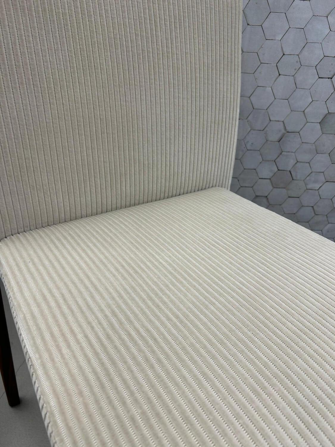 Walter Knoll - 4er Set Stuhl Jason Lite 1900 Stoff Phlox 213 Creme Beige Gestell Nussbaum Mit Splintanteil Inklusive Teflongleiter - 2