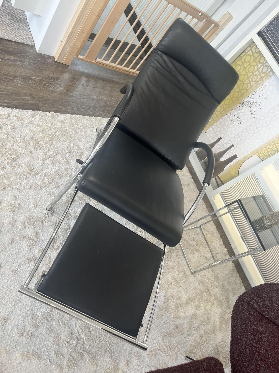 IP Design - Sessel Curve Leder Galaxy Schwarz Gestell Chrom Glanz Mit Ausklappbarer Fußablage - 2