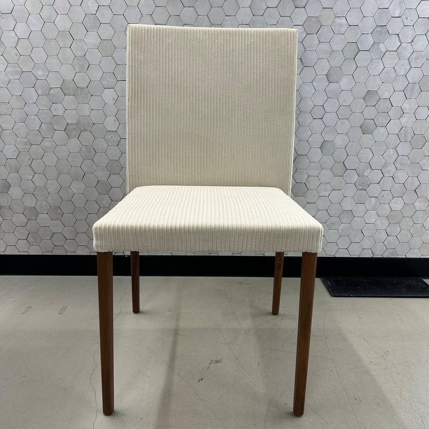 Walter Knoll - 4er Set Stuhl Jason Lite 1900 Stoff Phlox 213 Creme Beige Gestell Nussbaum Mit Splintanteil Inklusive Teflongleiter - 9