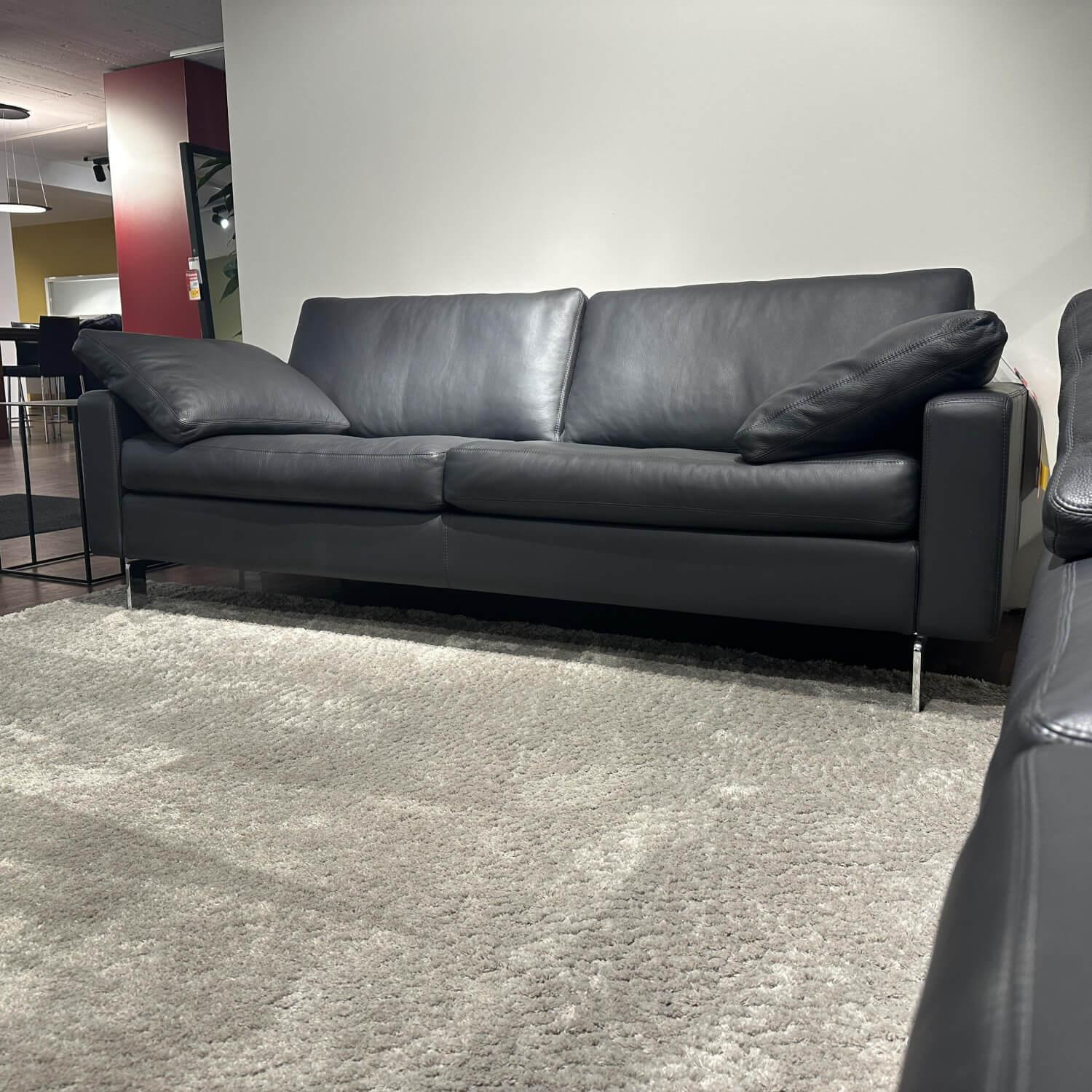 COR - 2er-Set Sofa Conseta Leder Semi 282 Basalt Anthrazit Schmalfuß Metall Verchromt Inklusive Kopfstütze - 5