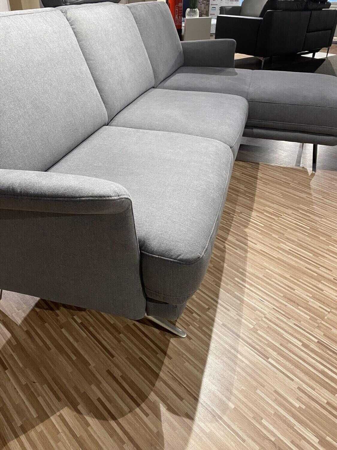 Steinpol - Ecksofa Angelo Stoff Olympia Clean Grau mit Kopfstütze - 16