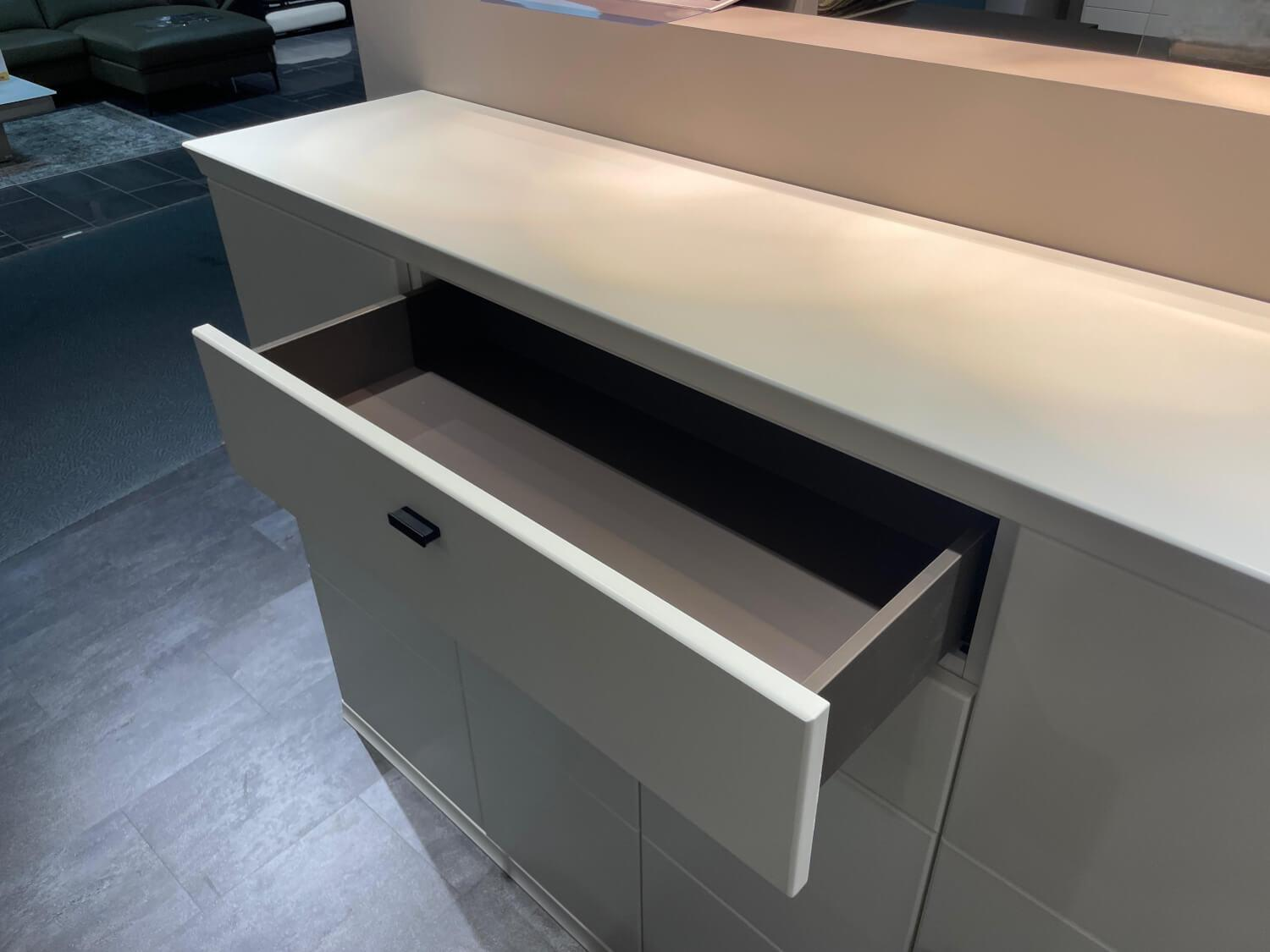 Musterring - Highboard Korsika 52878 Lack Weiß PG1 Griff W7 Schwarz Matt - 5