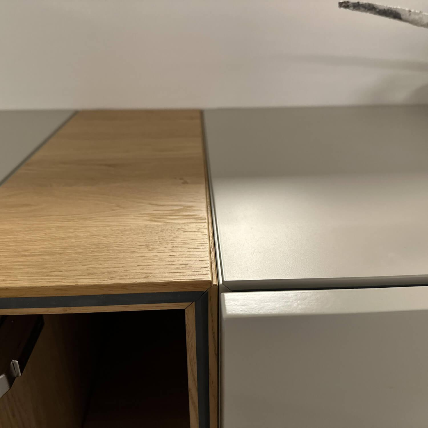 Hülsta - Sideboard Neo Lack Seidengrau Akzent Natureiche Mit Offenem Glasfach - 3