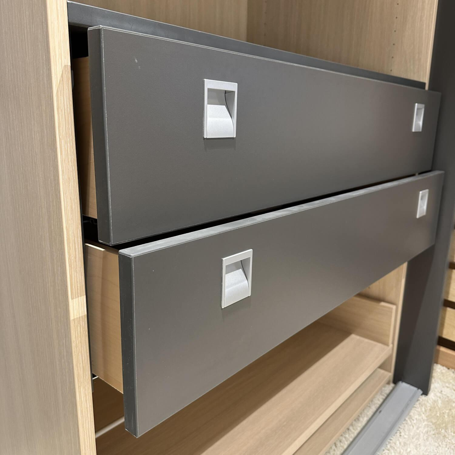 Trüggelmann - Kleiderschrank Logo Sinus Mit Schiebetüren Türen Melamin Graphitgrau Innen Melamin Eiche Türprofil 3 H Alu - 7