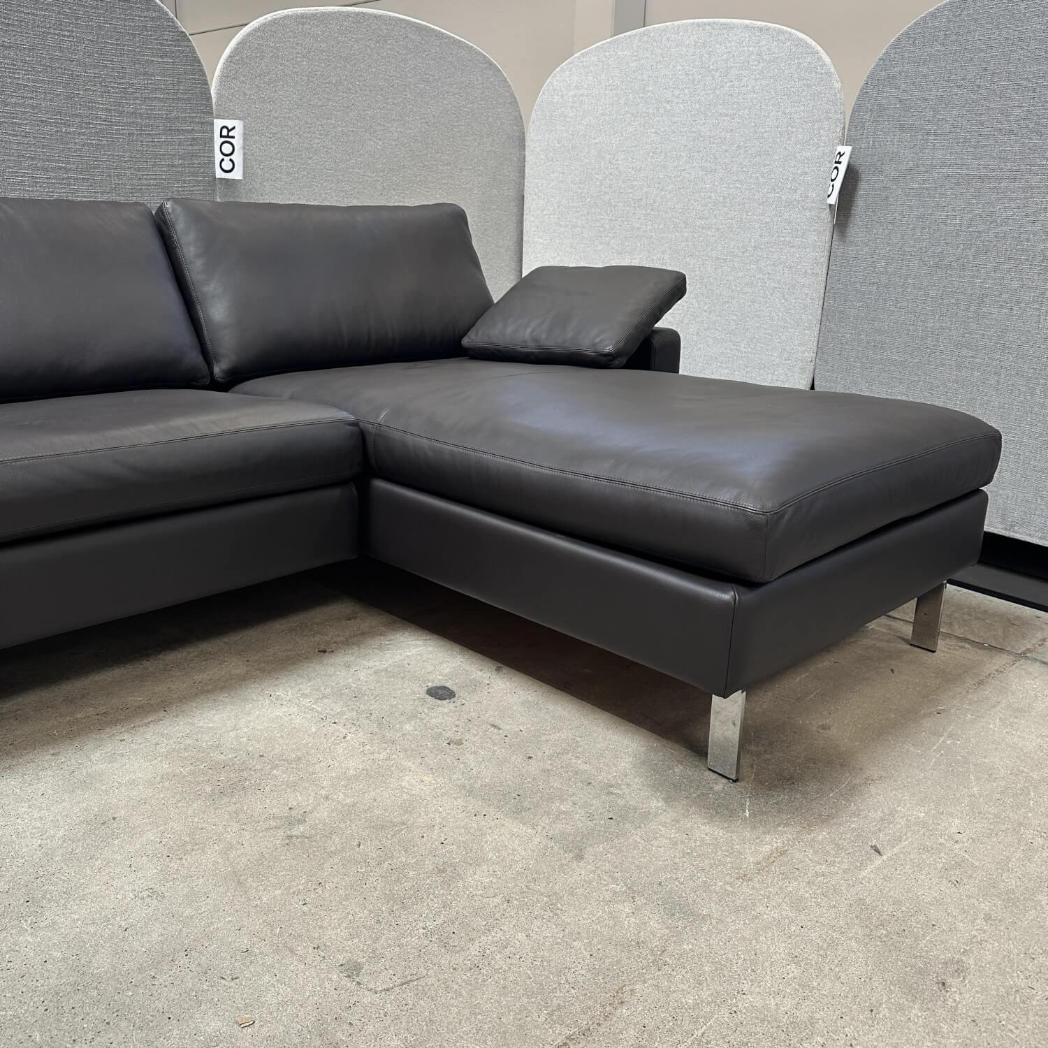 COR - Ecksofa Conseta Leder 284 Mocca Schwarz Braun Schmalfüße Verchromt Inklusive Kissen - 3