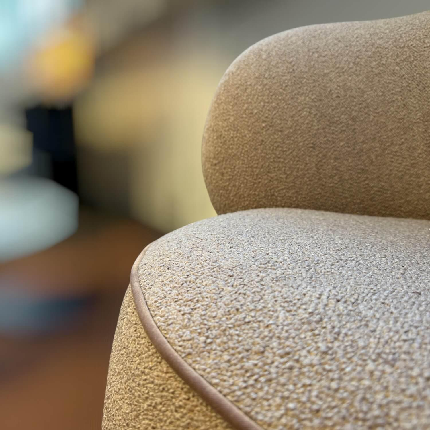 Bielefelder Werkstätten - Sessel Nimbo Stoff Queen BW1775-585 Beige Tellerfuß Schwarz Pulverbeschichtet Mit Drehfunktion - 6