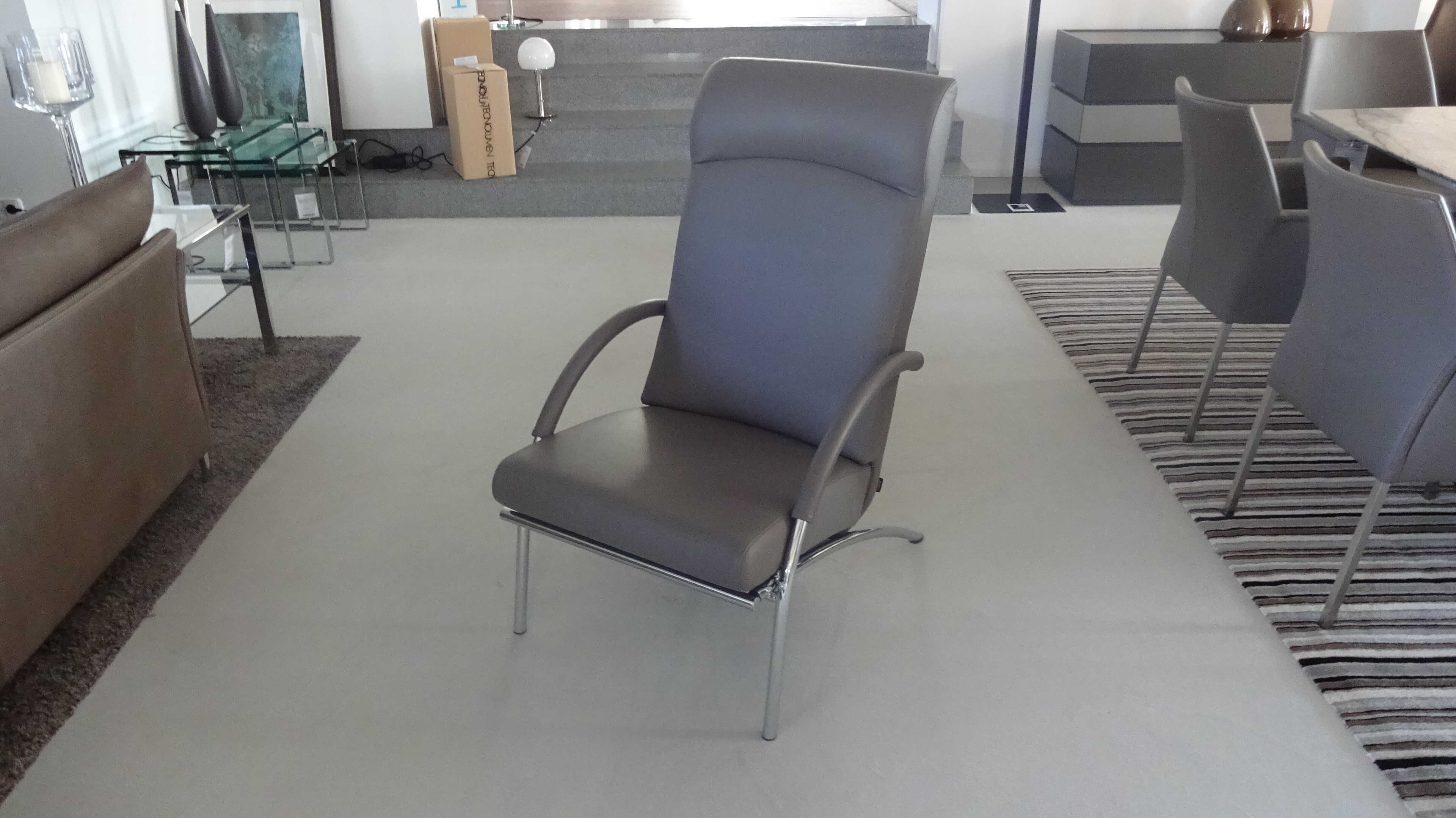 IP Design - Sessel Curve in Leder Grau - 2