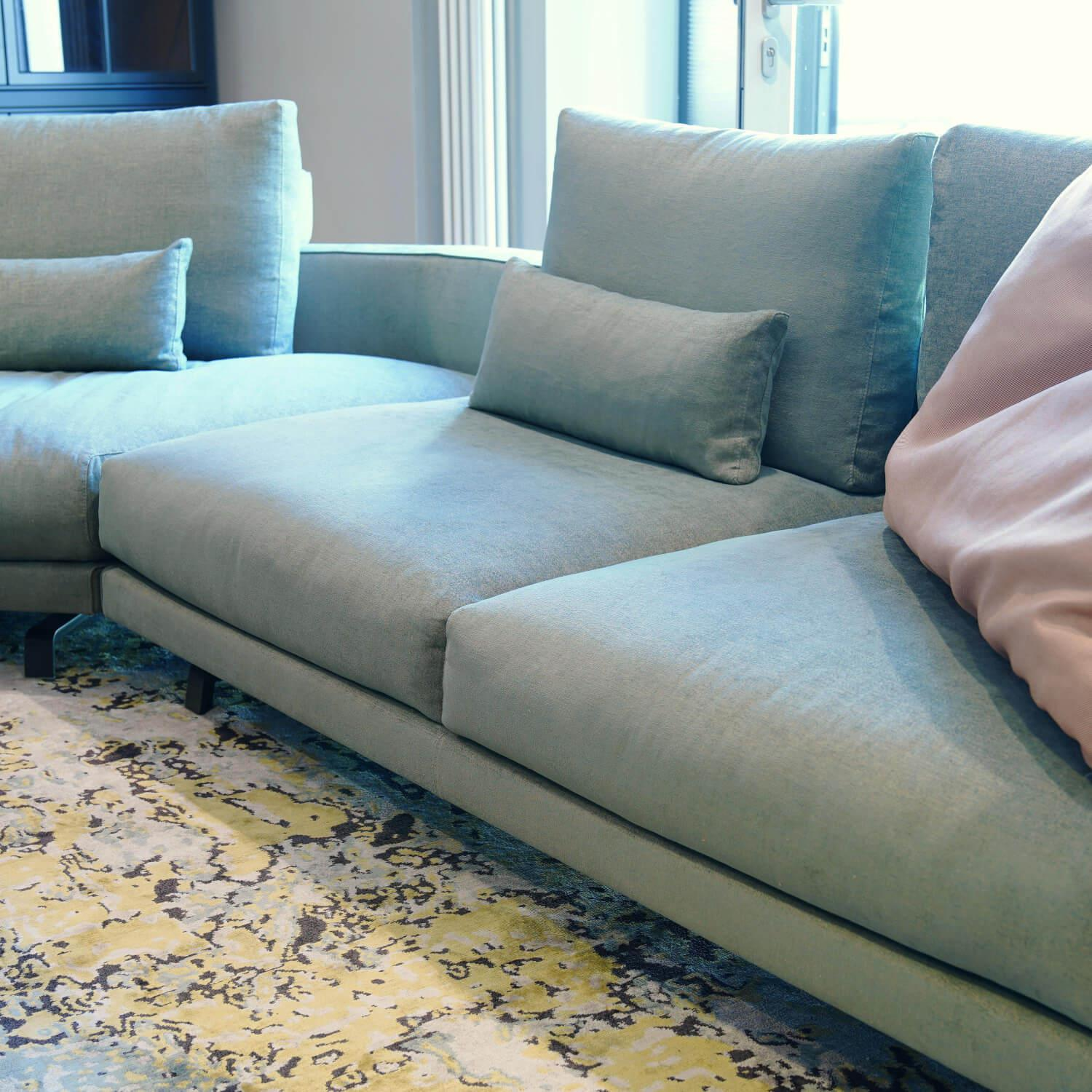 Molteni & C - Wohnlandschaft Octave Bezug Stoff Wing WG243 Grau Grün Gestell Metall Zinnfarbig Lackiert Inklusive Kissen - 7