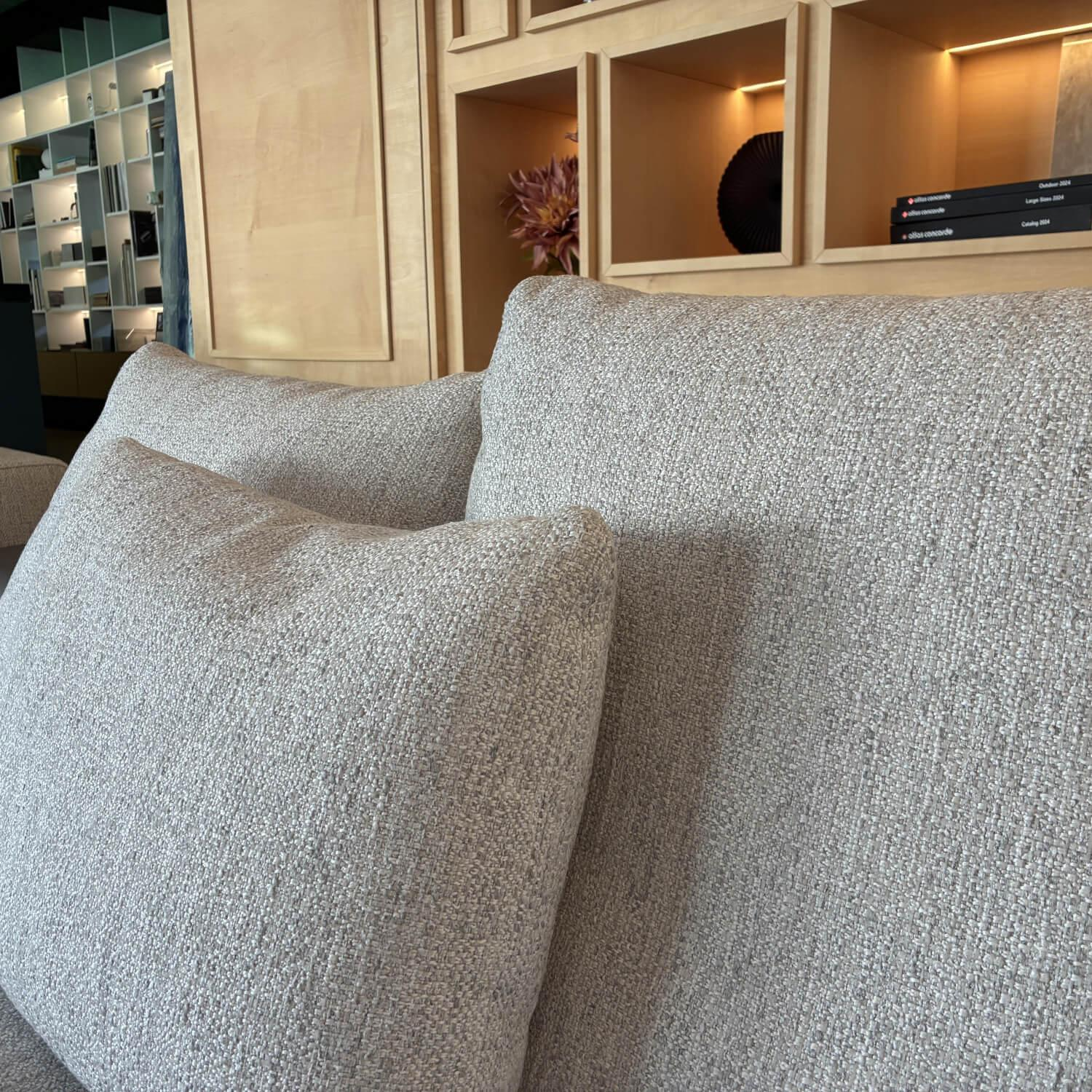 Minotti - Polstergruppe Connery Stoff Fisher 10 Ghiaccio Grau Ablage Leder Aspen Ardesia Grau Mit Kissen - 7