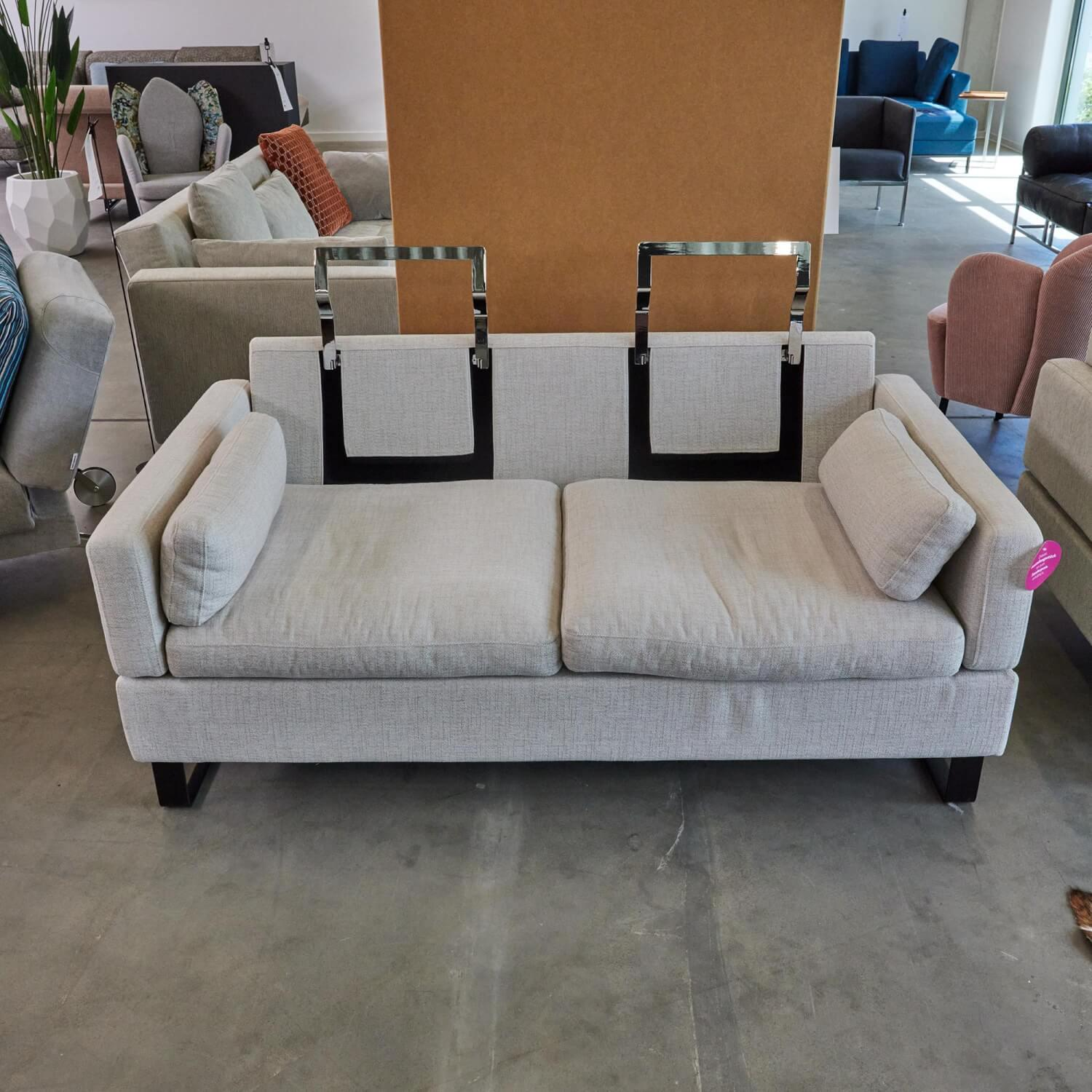 Brühl - Sofa Alba M Stoff 4430 Beige Grau Fuß Schwarz Mit Integrierten Kopfstützen - 5