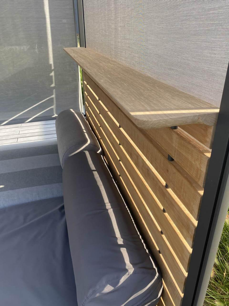 Gloster - Doppelliege Lodge Cabana Rahmen Aluminium Meteor Schwarz Pulverbeschichtet Stoff Blend Fog Grau Rücken Holz Teak - 6