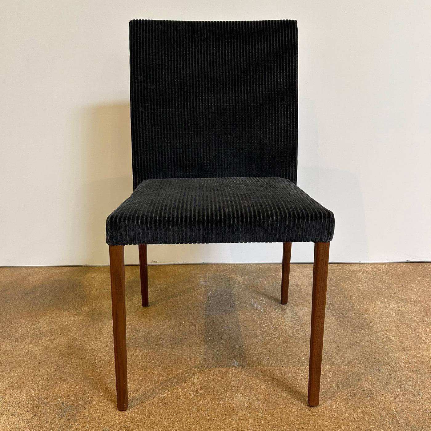 Walter Knoll - 2er-Set Stuhl Jason Lite 1900 Stoff Phlox 183 Dunkelblau Gestell Nussbaum Mit Splintanteil Inklusive Teflongleiter - 6