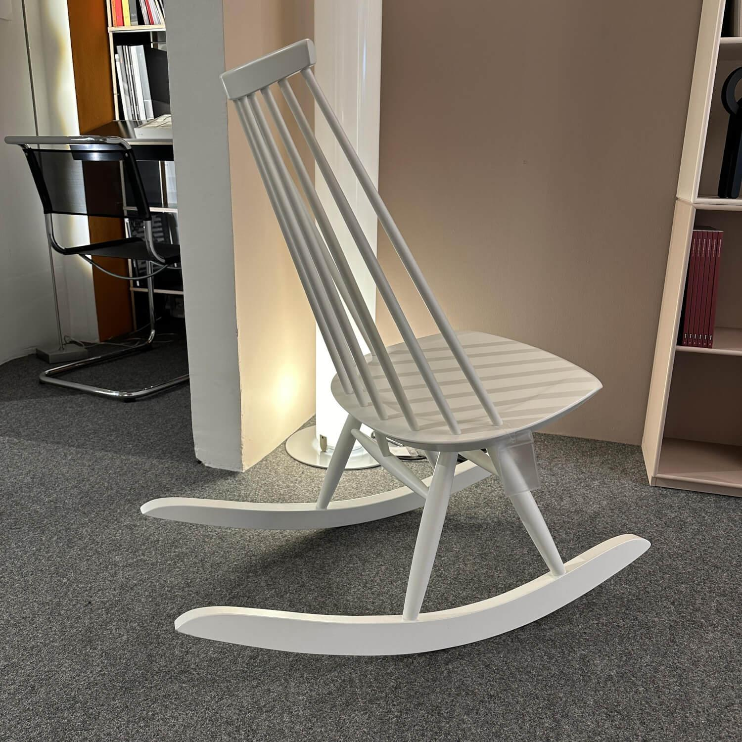 Artek - Schaukelstuhl Mademoiselle Rocking Chair Birke Massiv Lack Weiß - 7