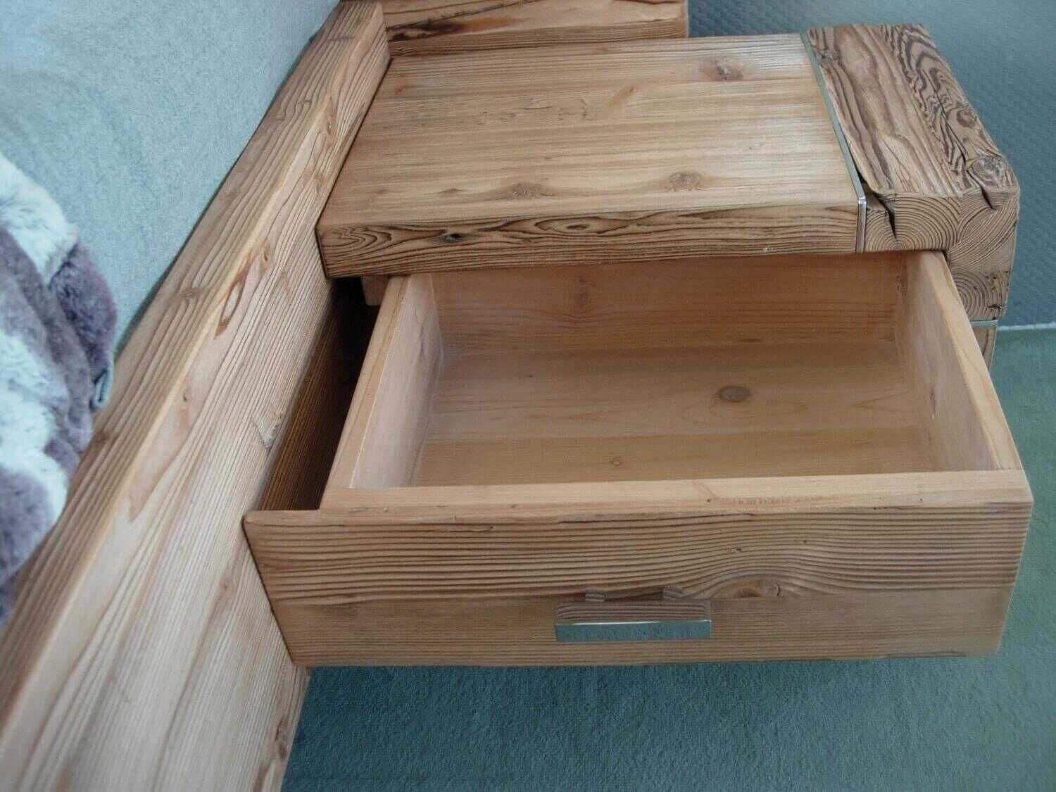 sprenger-bett-alpina-massivholz-tanne-altholz-gebrannt-unikat-180x200-ohne-matratzen-und-roste-657bfabc8572sGVa2HwIIC911 Sprenger - Bett Alpina Massivholz Tanne Altholz Gebrannt Unikat 180x200 ohne Matratzen und Roste - 7
