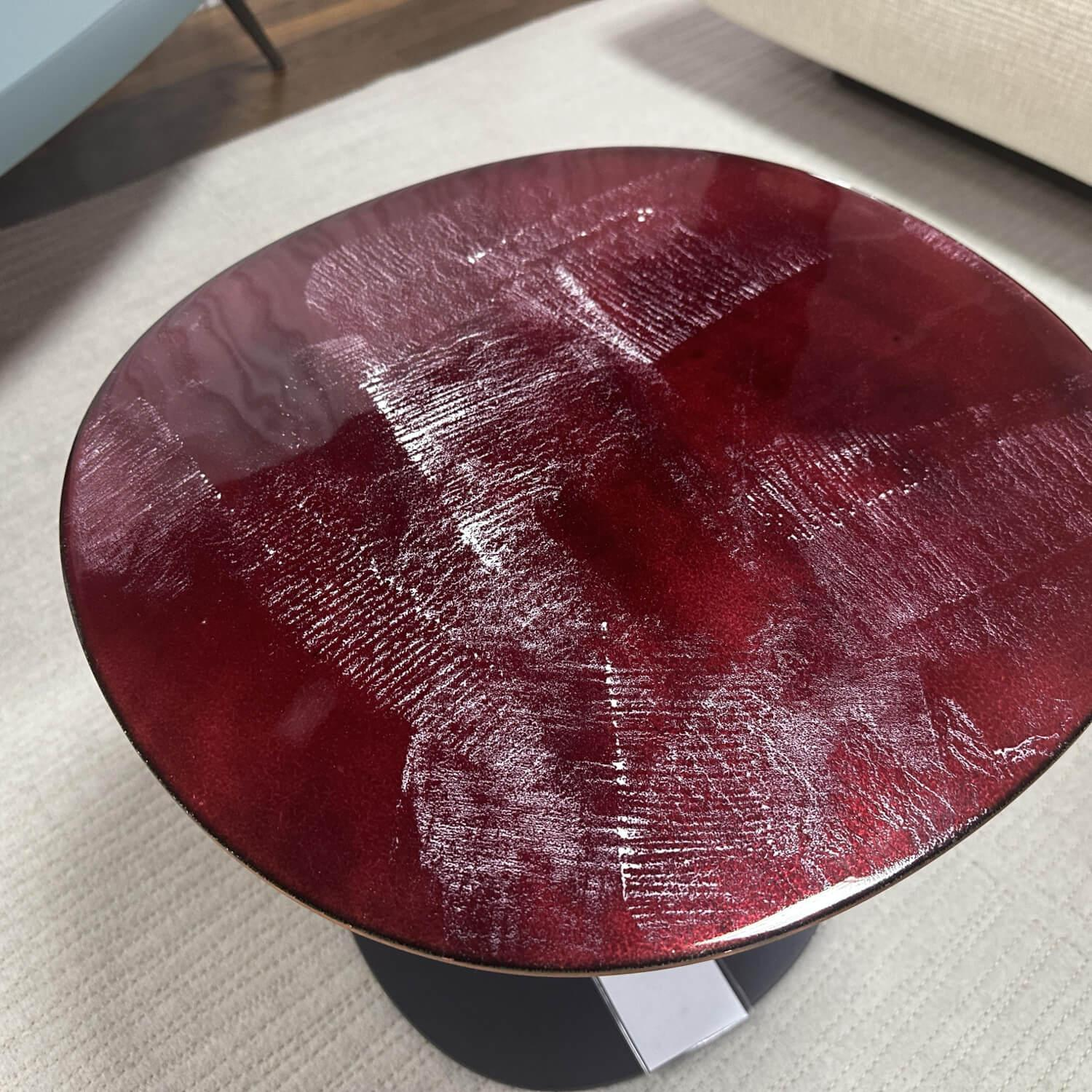 Paola Lenti - Beistelltisch Strap Platte Kupfer Emailliert Flux Ruby Rot Gestell Metall ME021 Grafite Grau Lackiert - 3