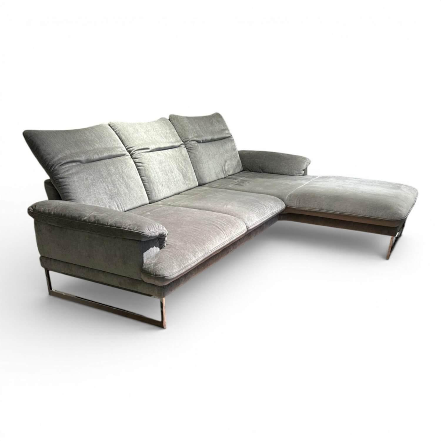 JOOP! - Ecksofa 8153 Studio Stoff D27 Stone Grau Kufengestell Metall Mit Manueller Verstellung - 3