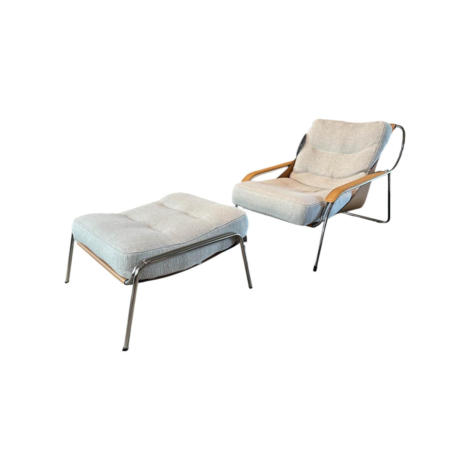Zanotta - Sessel Maggiolina Stoff Trama 30 Naturale Grau Beige Schale Kernleder Gold Gestell Stahl Poliert Inklusive Hocker - 1