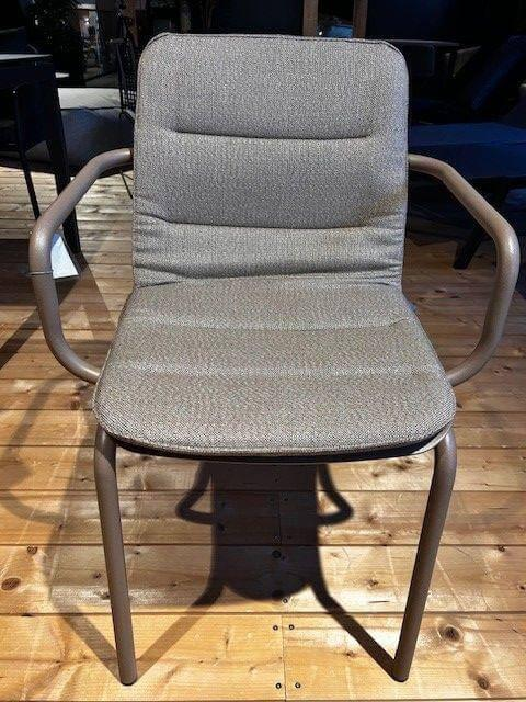 Weishäupl - 4er-Set Stuhl Aluminium Marone Beige mit Tisch Vapio - 6