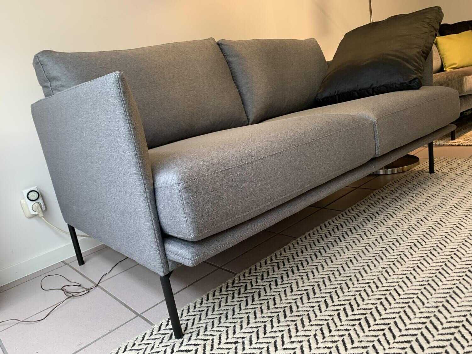 Sofa Zweisitzer Davoli Stoff Designers Guild Savanna Farbe 03 Grau