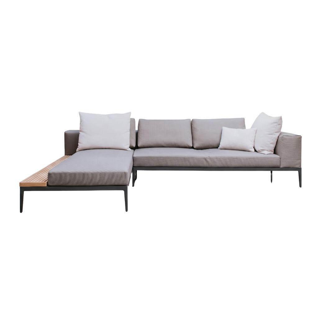 Gloster - Outdoorsofa Grid Lounge Stoff Cameron Granit Hellgrau Gestell Metall Meteor Ablage Holz Teak - 1