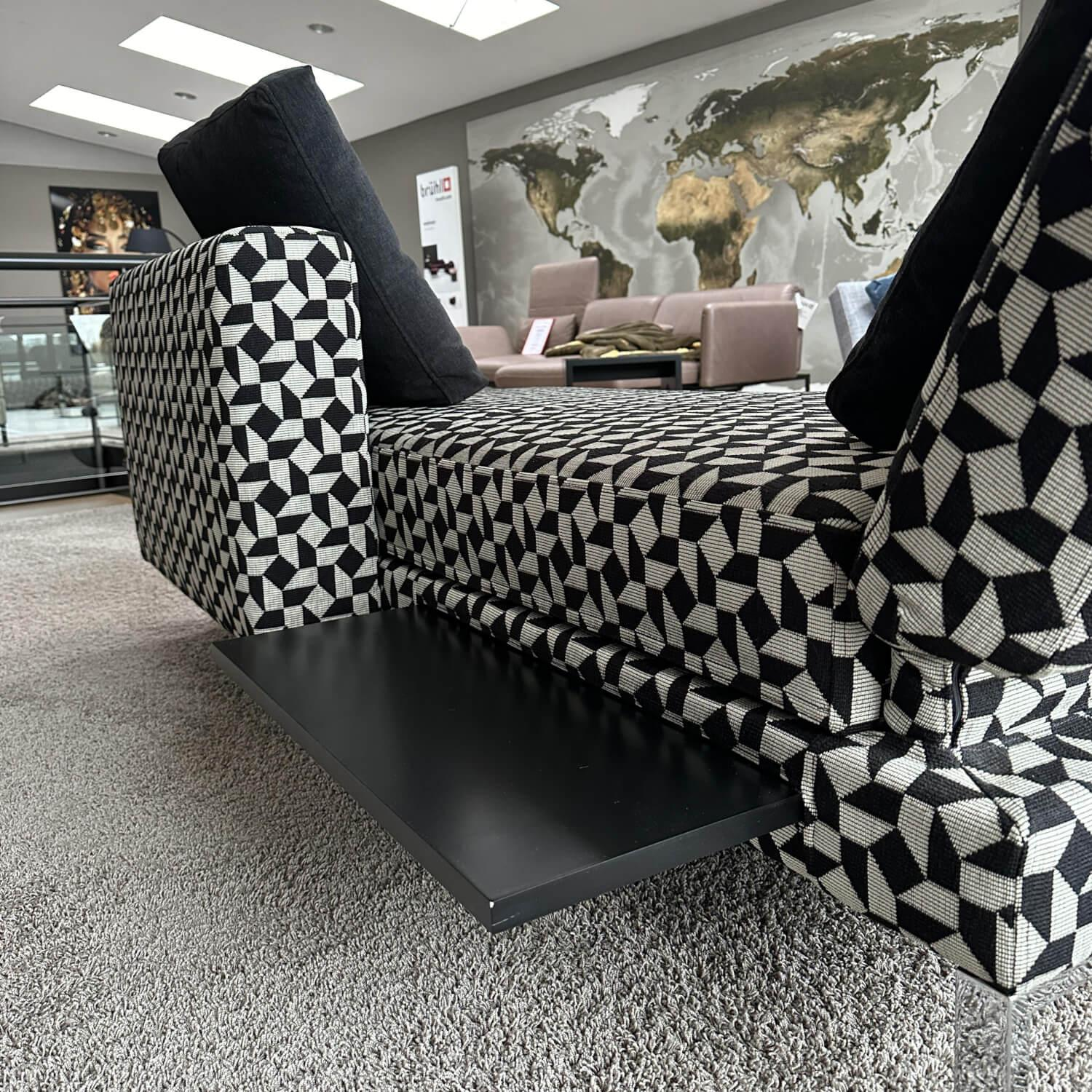 Brühl - Ecksofa Four Two Mit Funktion Und 2 Tischmodulen Bezug Stoff 4492 0049 Schwarz-Beige Metallkufe Verchromt - 11
