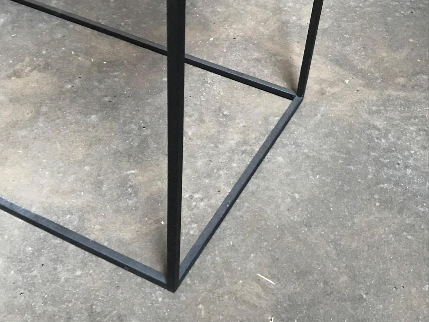 Zeus - Sideboard Konsole Tristano Streckmetall Epoxylackiert Gestell Vierkantstahlrohr - 2