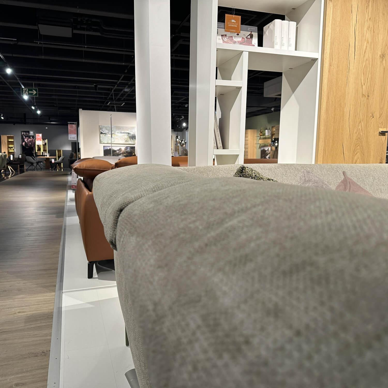 Mondo - Sofa Ensemble Lillia Stoff Wandoo Sage Hellgrün Grau Füße Olive Grün - 4