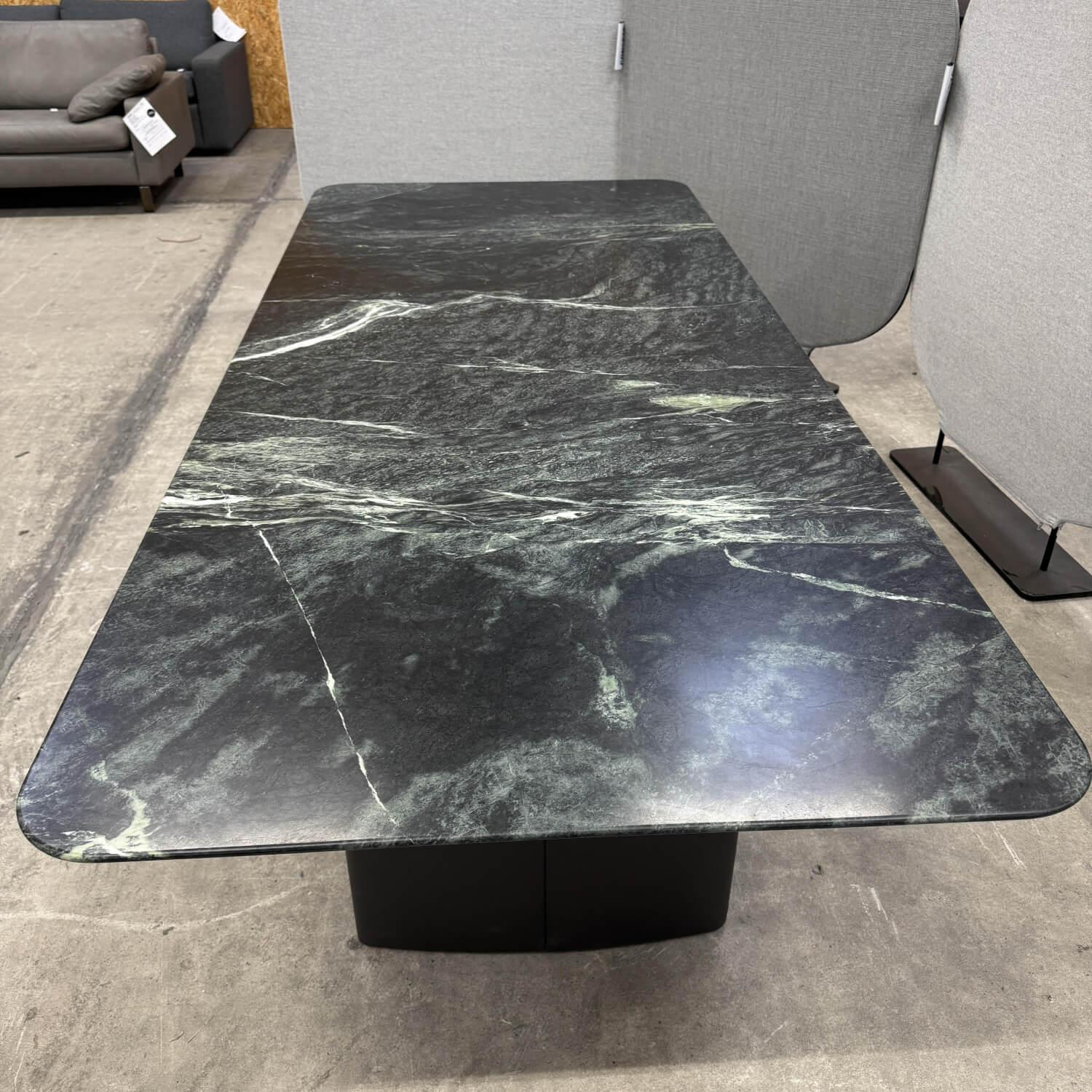 COR - Esstisch Ipa 3222 Platte Stein Tauern Grün Geschliffen Gestell Leder 174 Tabak Braun Grau - 3