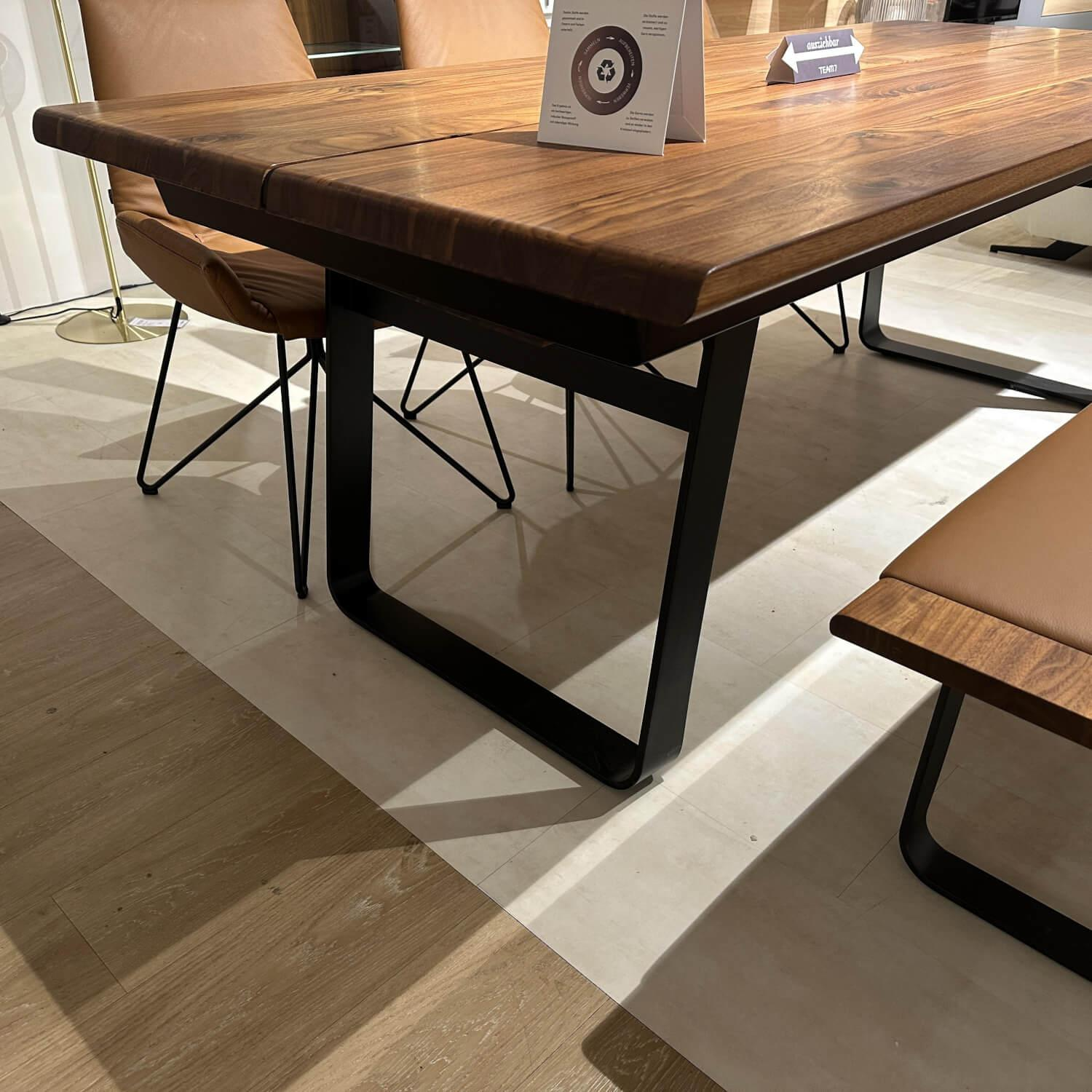 Team 7 - Essgruppe Nox Nussbaum Wildsortierung Leder Sepia Braun Gestell Schwarz Matt Tisch Ausziehbar - 5