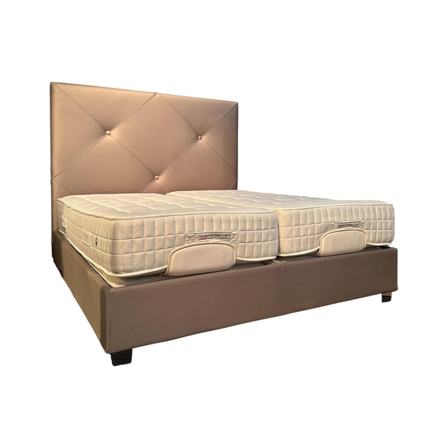 Treca Interiors - Bett Carat Stoff Tiera D Sand Grau Beige Blockfüße Aluminium Inklusive Matratzen Mit Verstellung ohne Topper - 1
