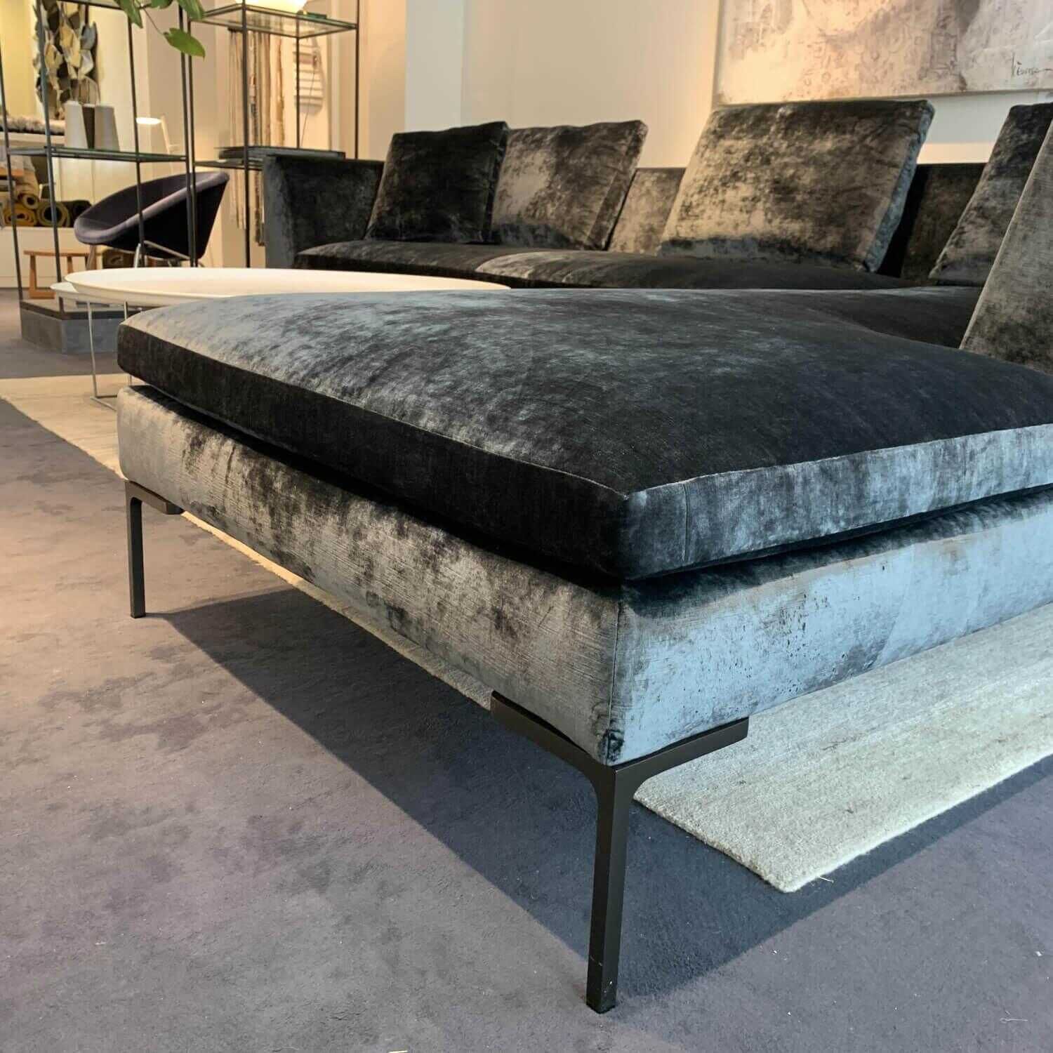 B&B Italia - Ecksofa Charles Stoff Samara Super Anthrazit Füße Edelstahl Anthrazit - 7