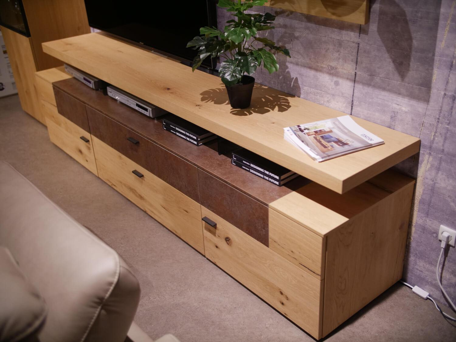 Gwinner - Wohnwand Mondo Cantato CN7 Balkeneiche Natur 2205 Akzent Rostoptik Mit Beleuchtung - 12