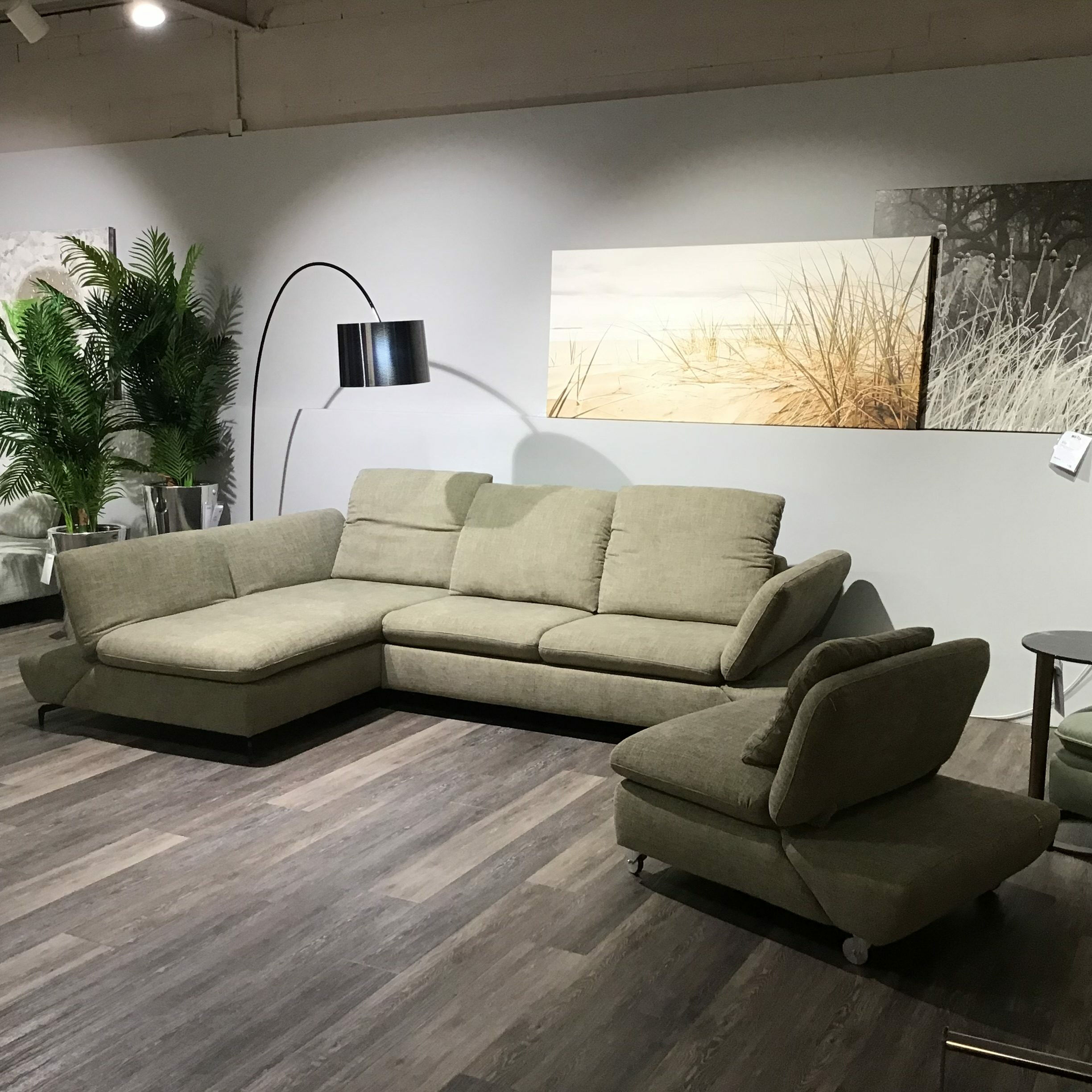 W. Schillig - Eckkombination Wanja Stoff S4337 Leaf Grün Metallfuß Schwarz - 5