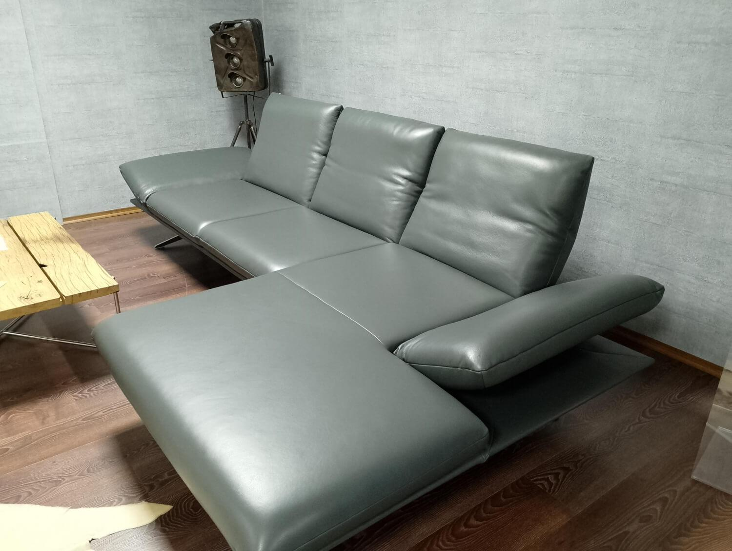Koinor - Ecksofa Francis Leder C Classic Pepper Grau Metallkufe Nickel - 4