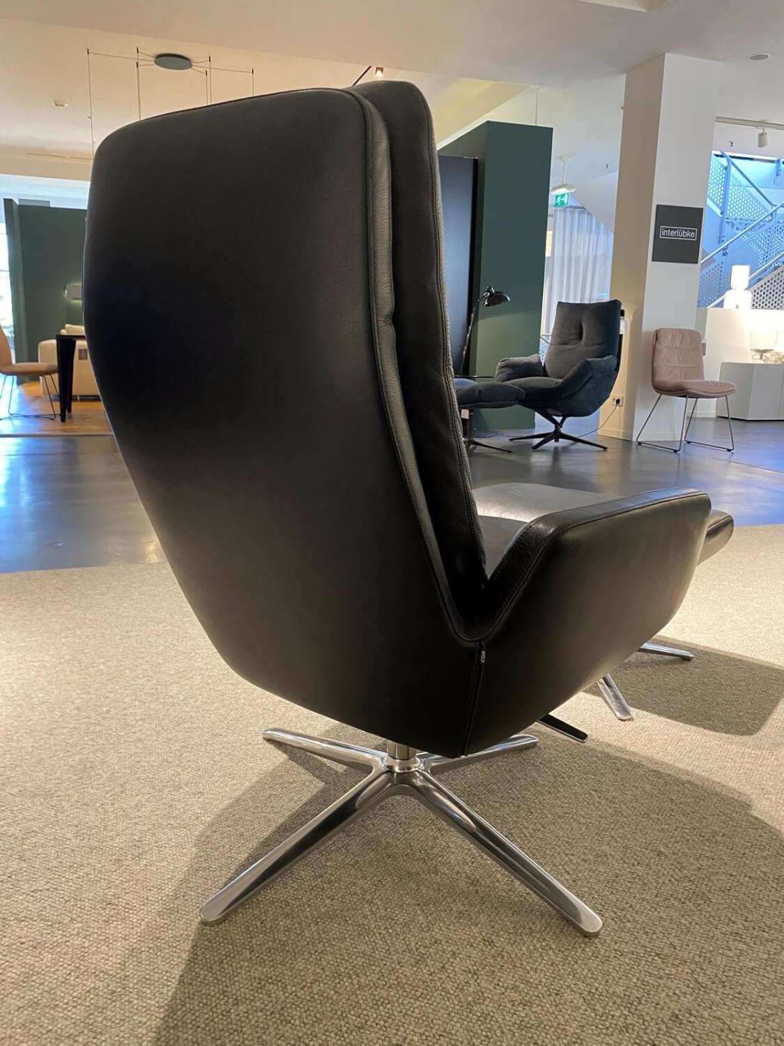 COR - Drehsessel Cordia Leder 286 Schwarz Gestell Aluminium Poliert mit Hocker - 2