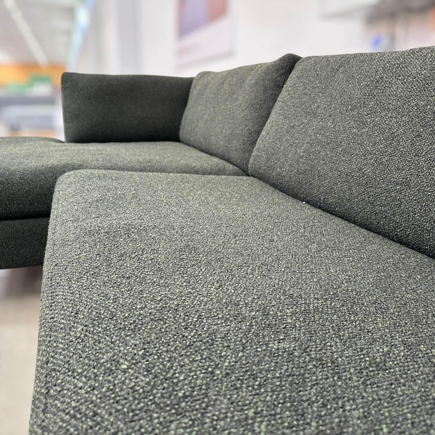 COR - Ecksofa Conseta Stoff C0907 Monza Melange 53 Dunkelgrün Schmalfüße Metall Elephant Grau Lackiert - 7