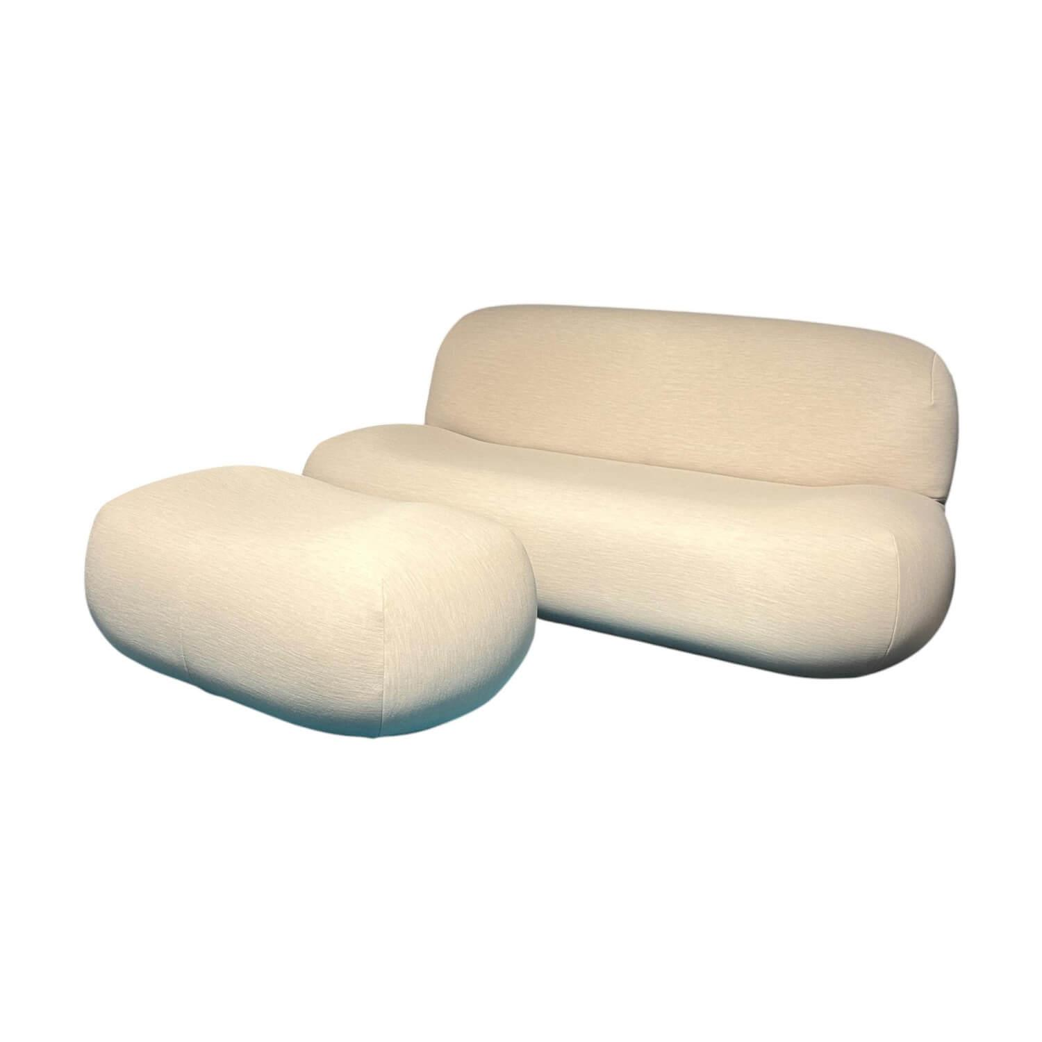 Ligne Roset - Sofa Pukka Stoff Arte 3337 Shell Beige Inklusive Hocker - 1